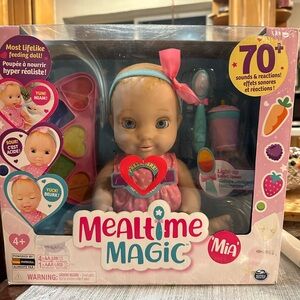 Mealtime magic vinatge baby doll
